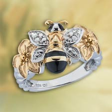 Bee-Dazzled Jeweled Ring